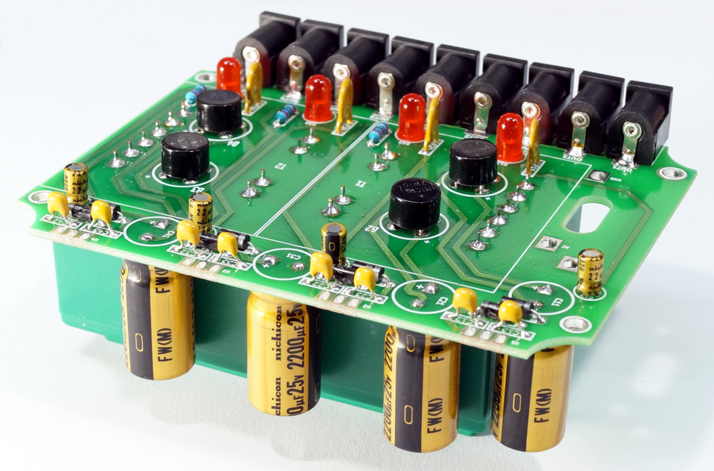 guitar effects power supply